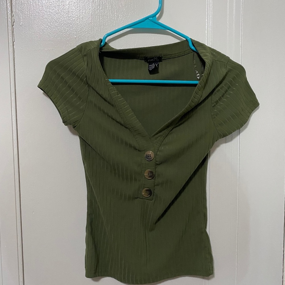 Green tee
